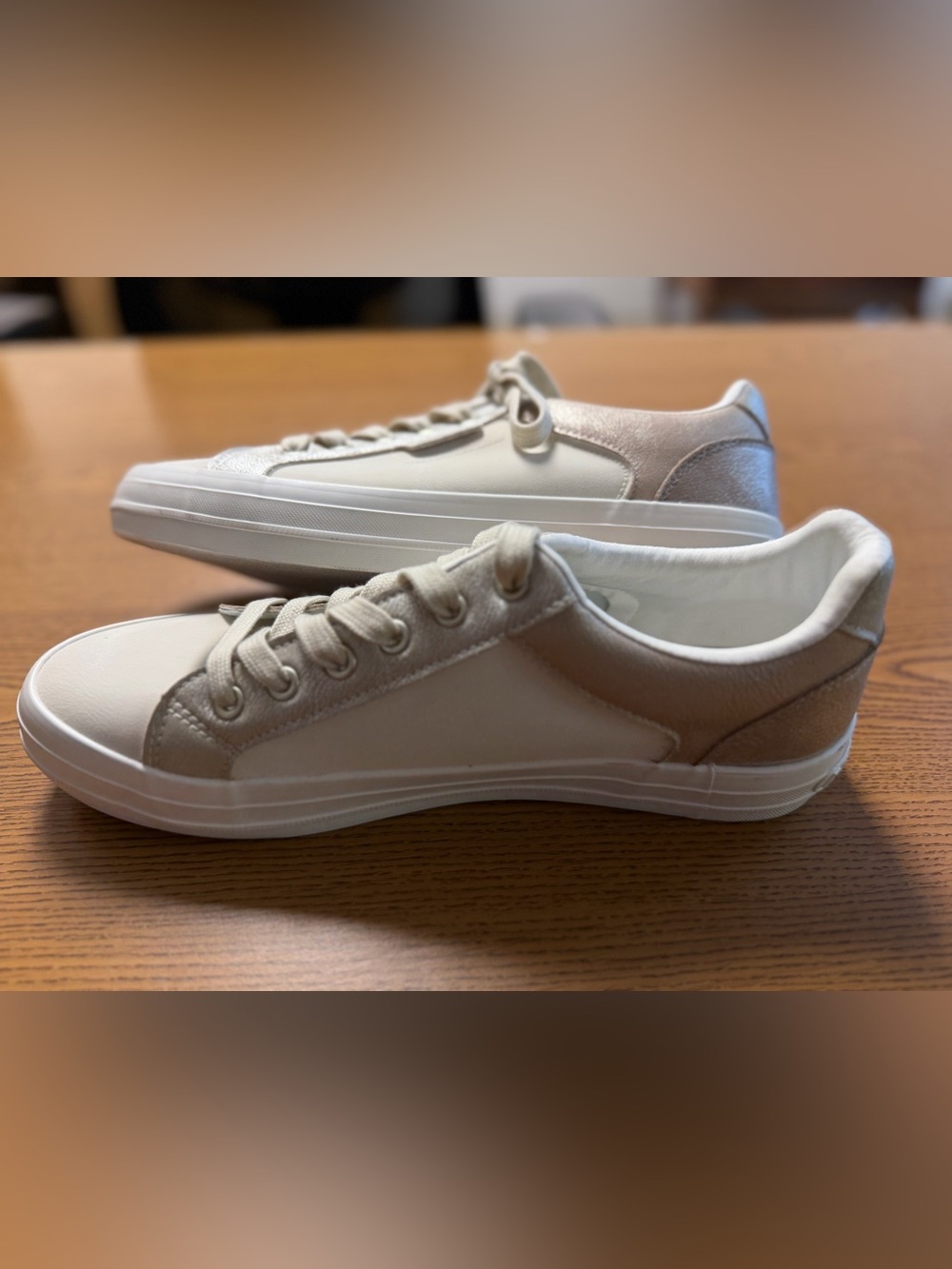 Rocket Dog Womens Size 11 White Rose Gold Casual Fashion Sneakers